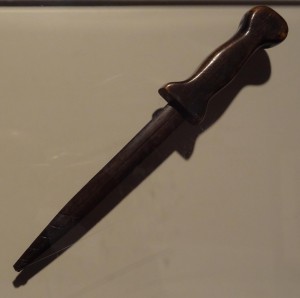 Dagger used in attempt on Frick